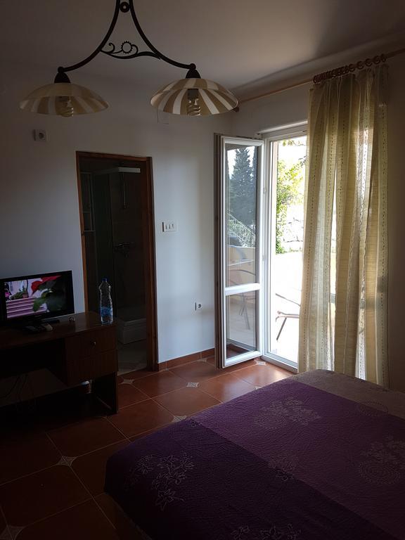 Apartments Montenegro Risan Cuckovic エクステリア 写真