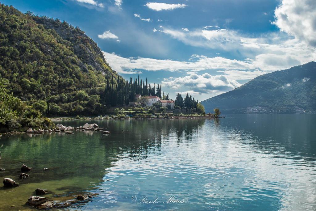 Apartments Montenegro Risan Cuckovic エクステリア 写真