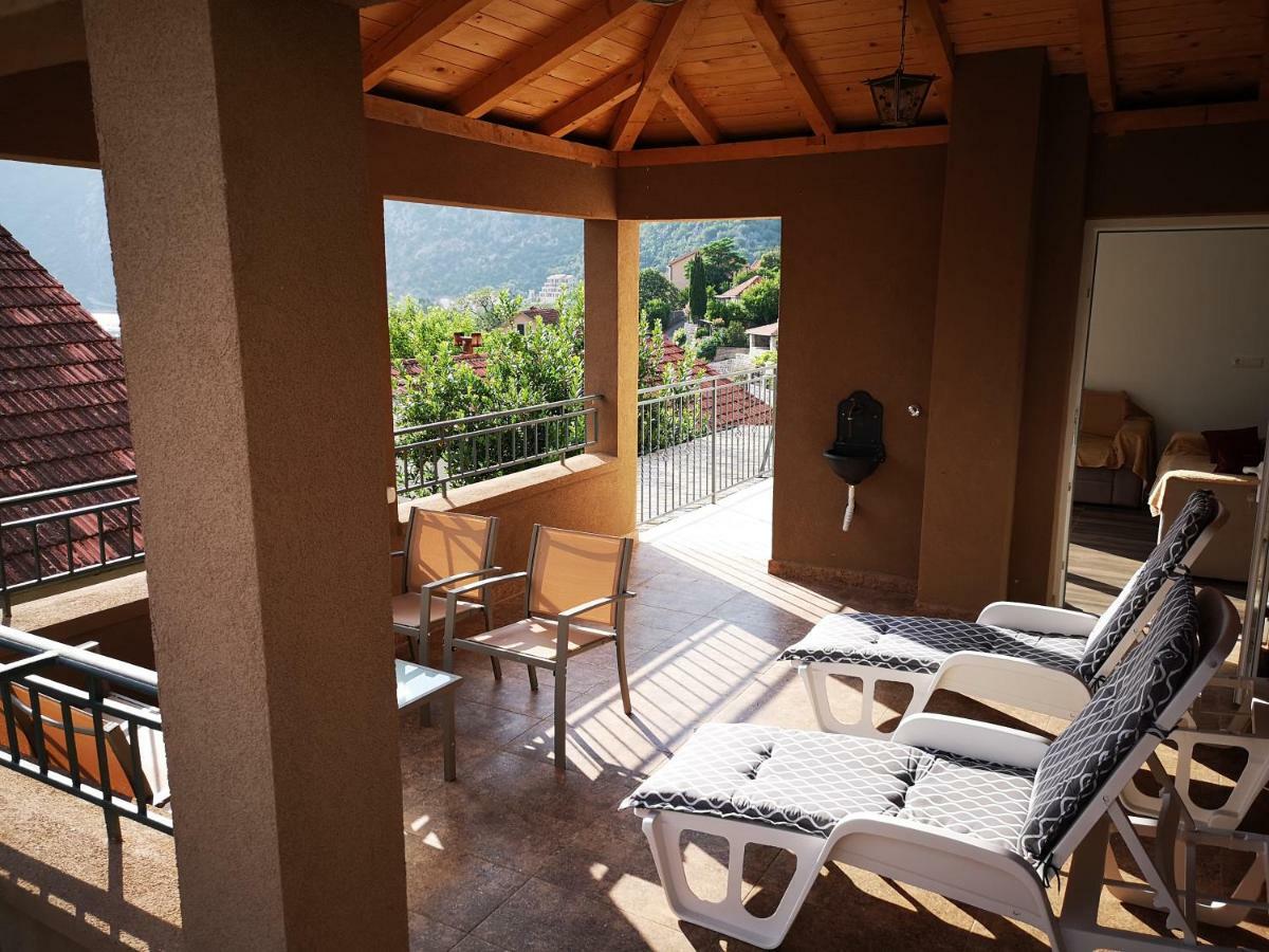 Apartments Montenegro Risan Cuckovic エクステリア 写真