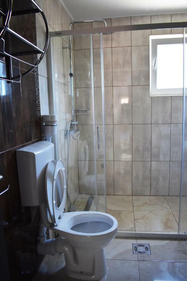 Apartments Montenegro Risan Cuckovic エクステリア 写真